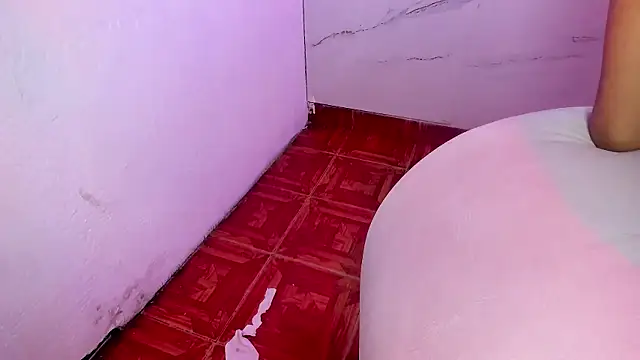 AmazingOrgasm – Naživo XXX chat