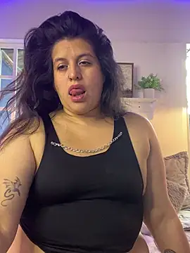 Andrea_secret_ Adlı Modelin Canlı XXX Sohbeti