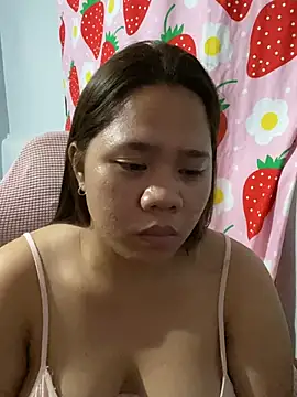 _UrSingleMamiBella_'s Live XXX Chat