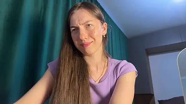 Prettyyy_Angel Adlı Modelin Canlı XXX Sohbeti