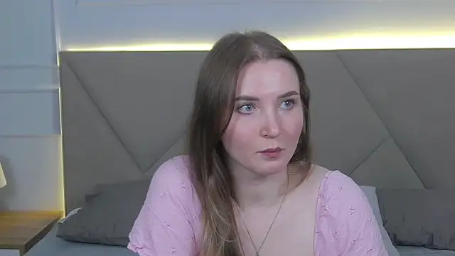 ArianaMilss Chat XXX in diretta