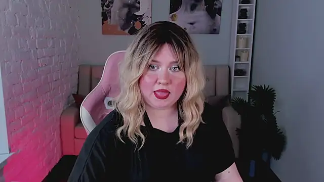 Chat +18 de Goddess_Ellis ao vivo