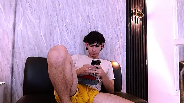 XXX chat uživo modela Kevin_Brooks1