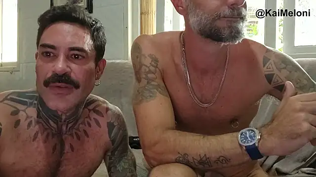 kaimeloni Adlı Modelin Canlı XXX Sohbeti