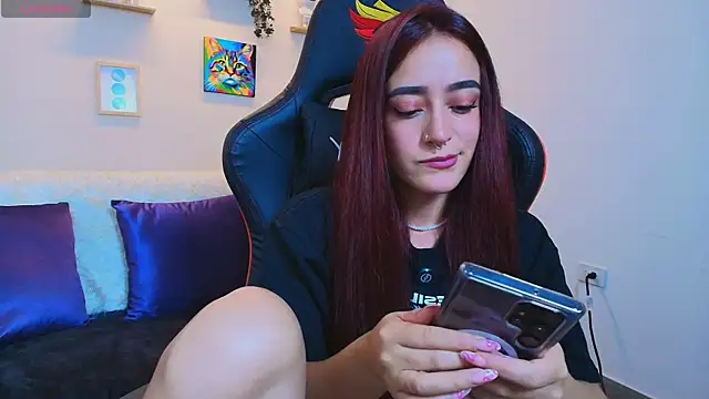 ViolethRosse Adlı Modelin Canlı XXX Sohbeti
