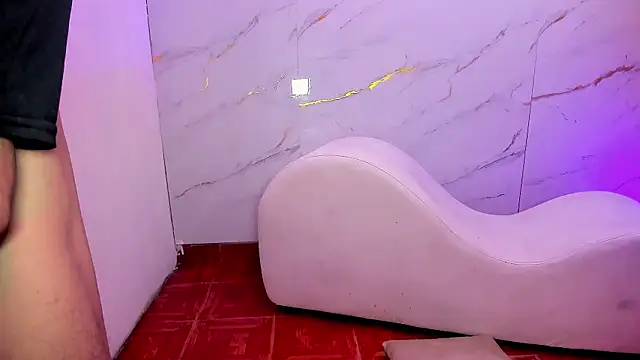 Chat XXX en directo de AmazingOrgasm
