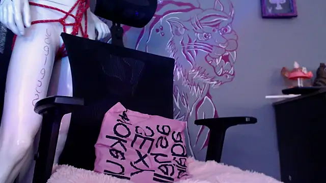 Chat XXX en directo de Regina_Iris