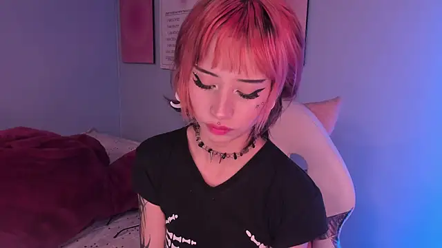 Hannahpage Adlı Modelin Canlı XXX Sohbeti