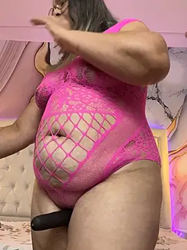 Chatroom XXX en direct de Lucy_Milf_474