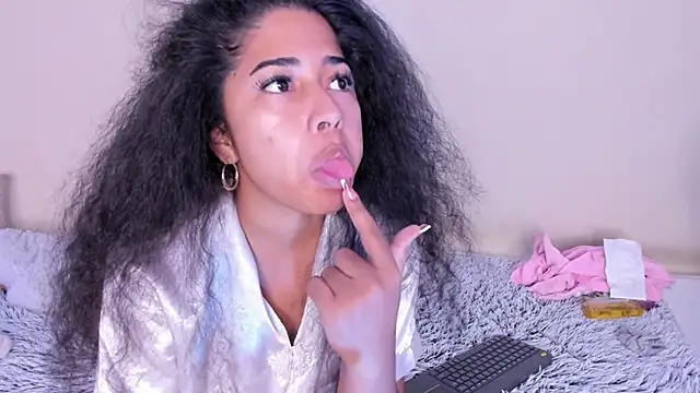 Chat XXX ao vivo de Nadia-Monroe
