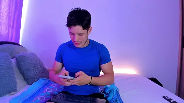 Chat XXX en directo de johnycooper08