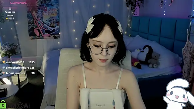 Chat +18 de Lilac-Muse ao vivo