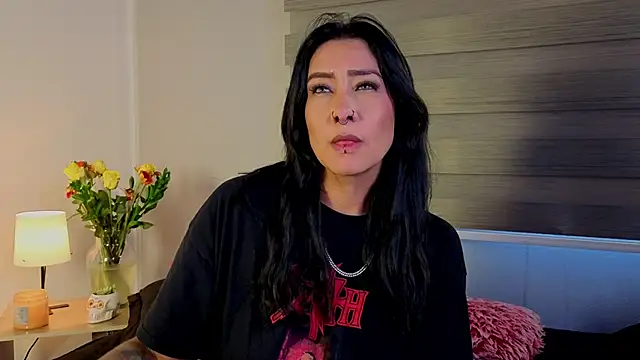 צ'אט XXX בשידור חי של _kelly_hous36