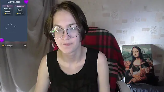 Alessa_Kiss Adlı Modelin Canlı XXX Sohbeti