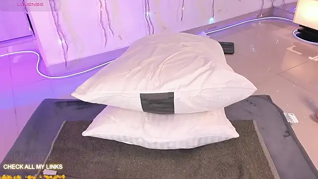 دردشة ohyesly_ الجنسية المباشرة
