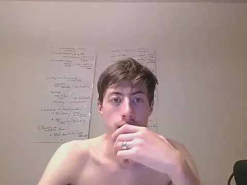 Chat +18 de VelvetRagottiOG ao vivo