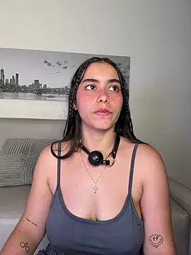 Chat XXX ao vivo de SophieRoyals
