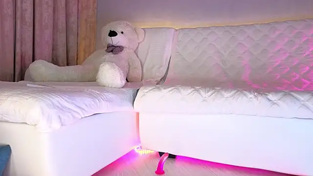 Chat XXX ao vivo de Ellijoys