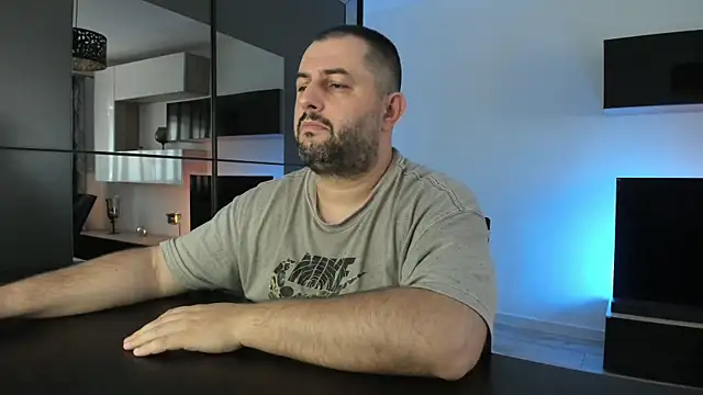 DravenPeak Live XXX-Chat