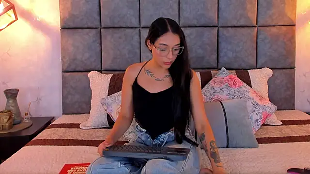 Roseaurora Live XXX-chat