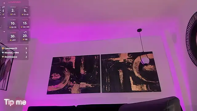 Chat +18 de CorinneRusso ao vivo