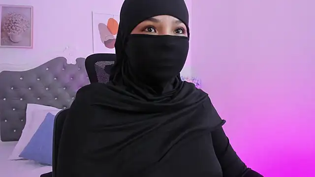 nashi_ra's Live XXX Chat