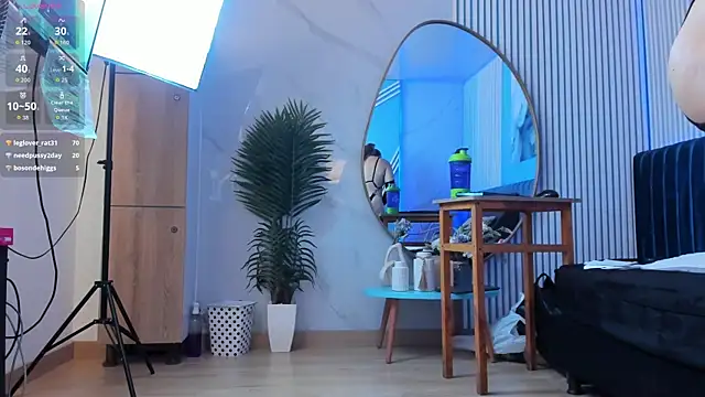 Chat +18 de dahianeconnor ao vivo