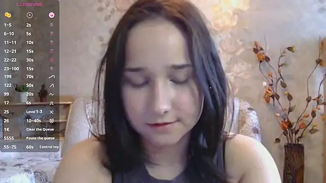 Chat XXX en directo de TianaMeiser