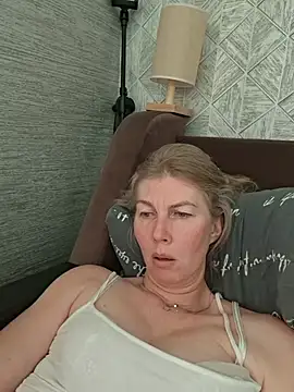 XXX chat uživo modela stellahere8