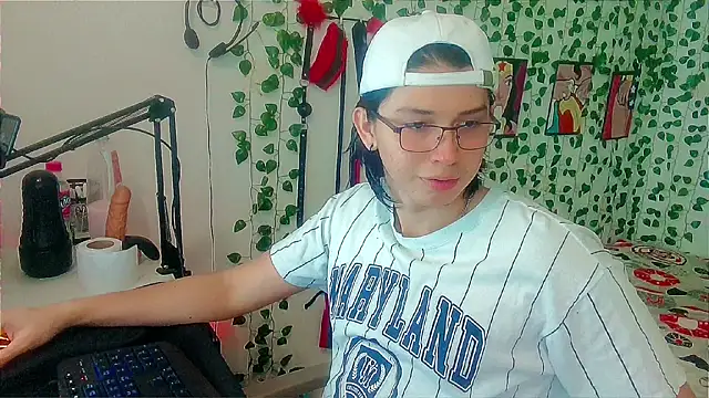 Chatroom XXX en direct de Andy_gray