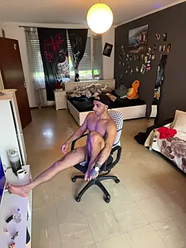 Mohdollmen's Live XXX Chat