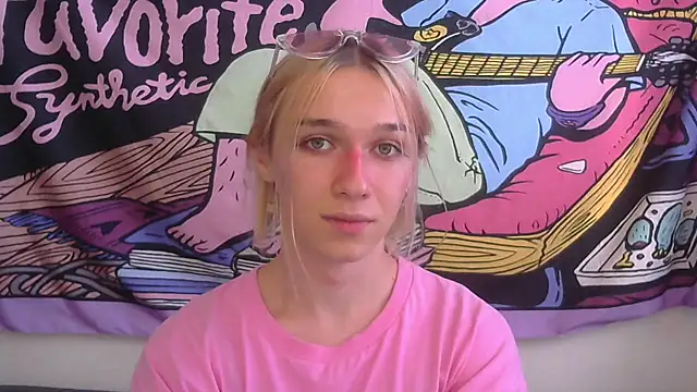 icebenz Chat XXX in diretta