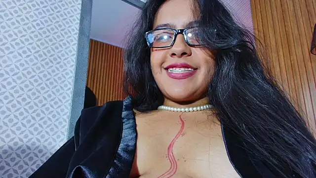 دردشة lizza_oss الجنسية المباشرة