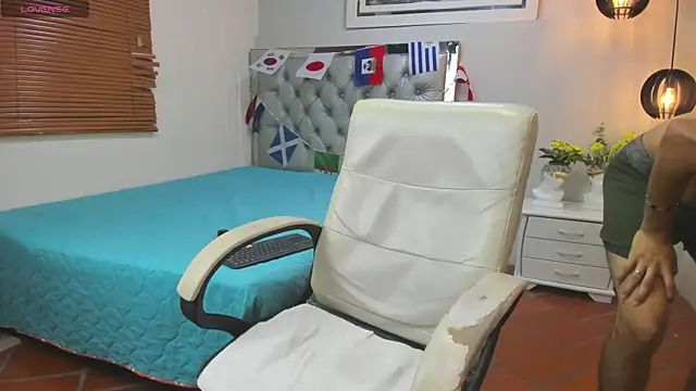 XXX chat uživo modela Jake_Falcon