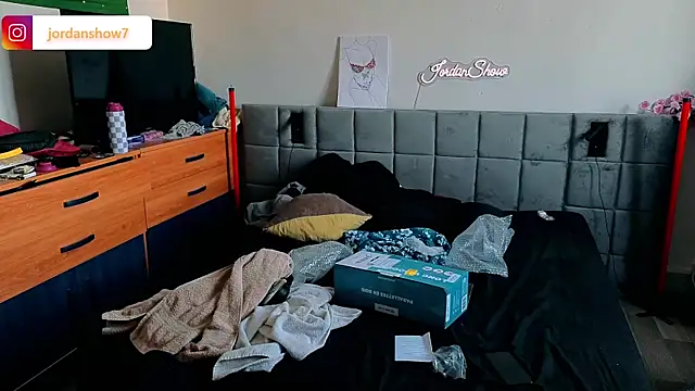 JordanShown Live XXX chat