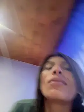 ImCrazzy Live XXX Chat