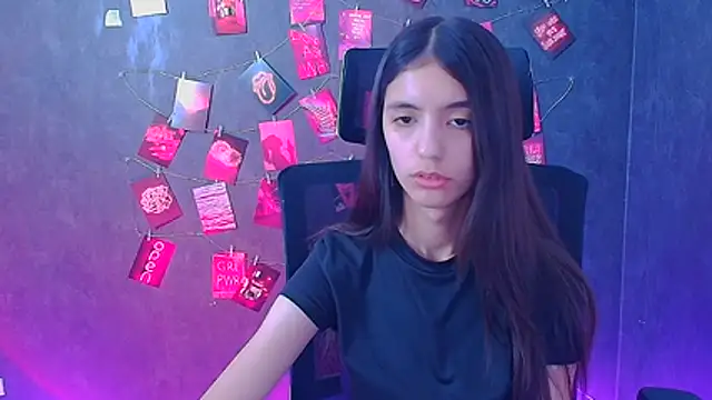 Aishell_ Live XXX Chat