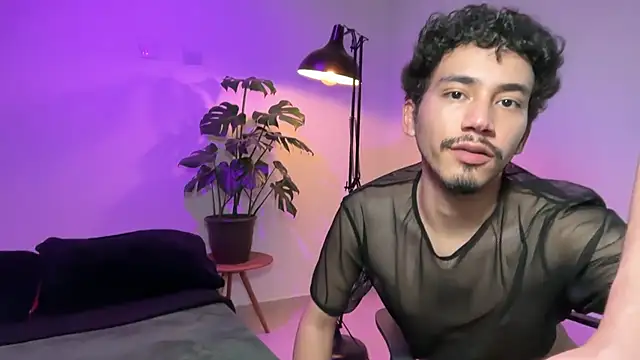 دردشة Noah_and_Steven الجنسية المباشرة