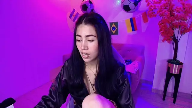Chat +18 de Rainy_doll ao vivo