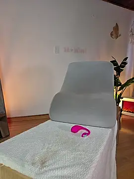 selene_starkk's Live XXX Chat