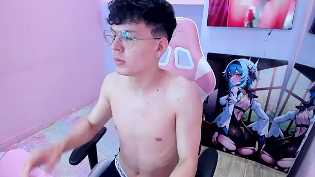 Онлайн чат XXX AngeloBocellii