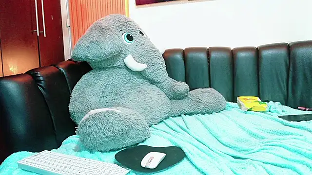 Evans_Robinson's Live XXX Chat