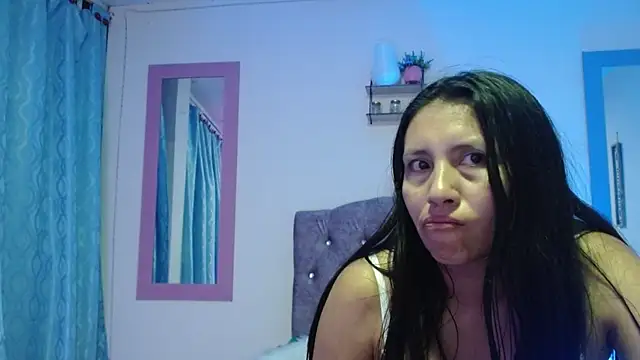 naya_10: απευθείας συνομιλία ΧΧΧ