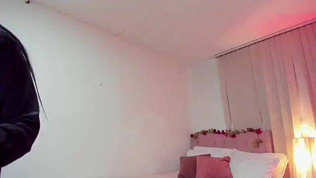 Онлайн чат XXX Charlotte_pleasure