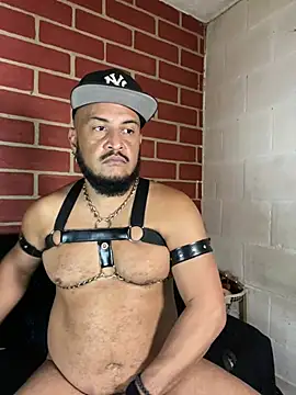 the_master_foal_ – Naživo XXX chat