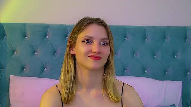 StacyEvances' Live XXX Chat