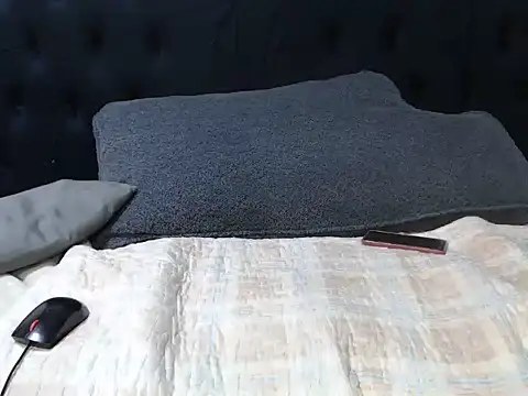 Chat XXX en directo de Kivelle28