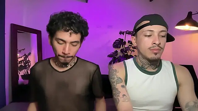 Noah_and_Steven Live XXX-Chat