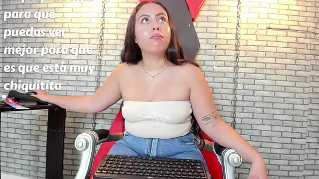 hillary_bigbutt's Live XXX Chat