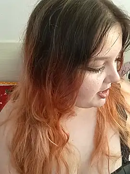 _-FOXYY-_'s Live XXX Chat